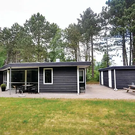 Solhytten V Holiday home *